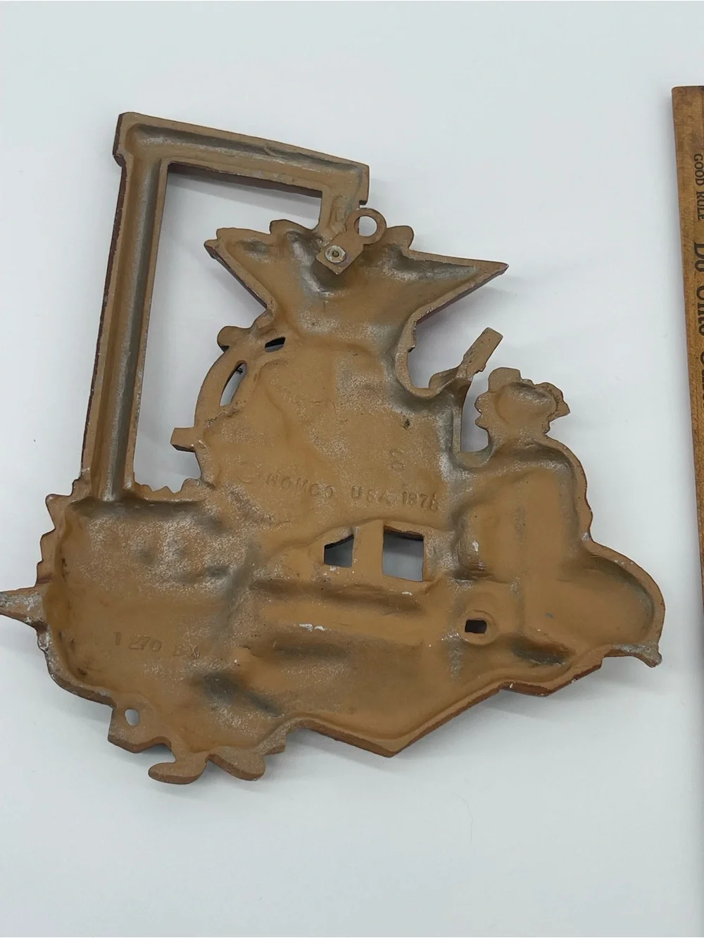 Vintage 1978 Home Co Metal Wall Hanging